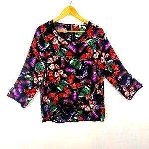 𝅺Chaus New York Butterfly Print Blouse Size Small